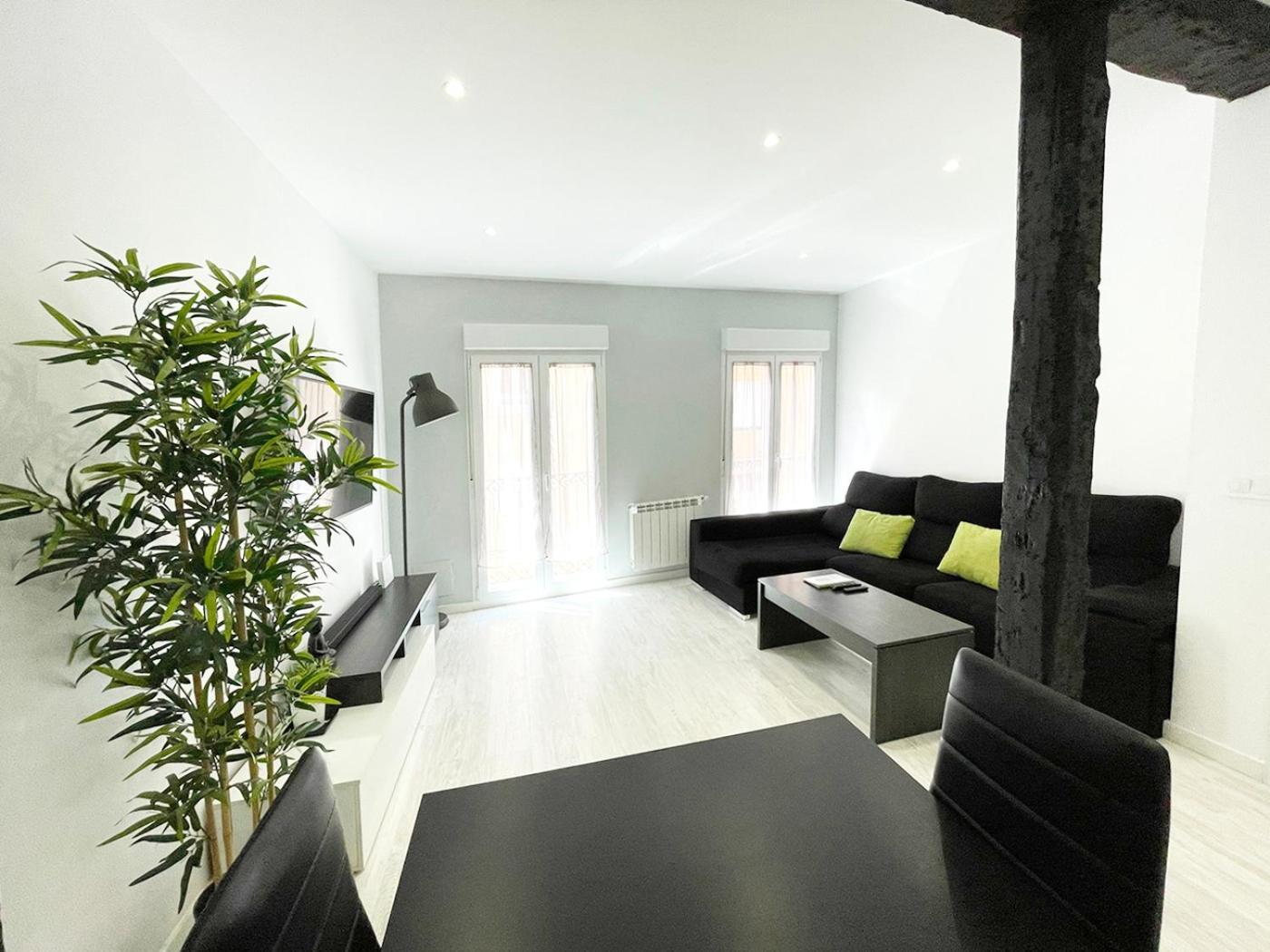 Luminoso Apartamento En Pleno Centro De Santander Luaran gambar