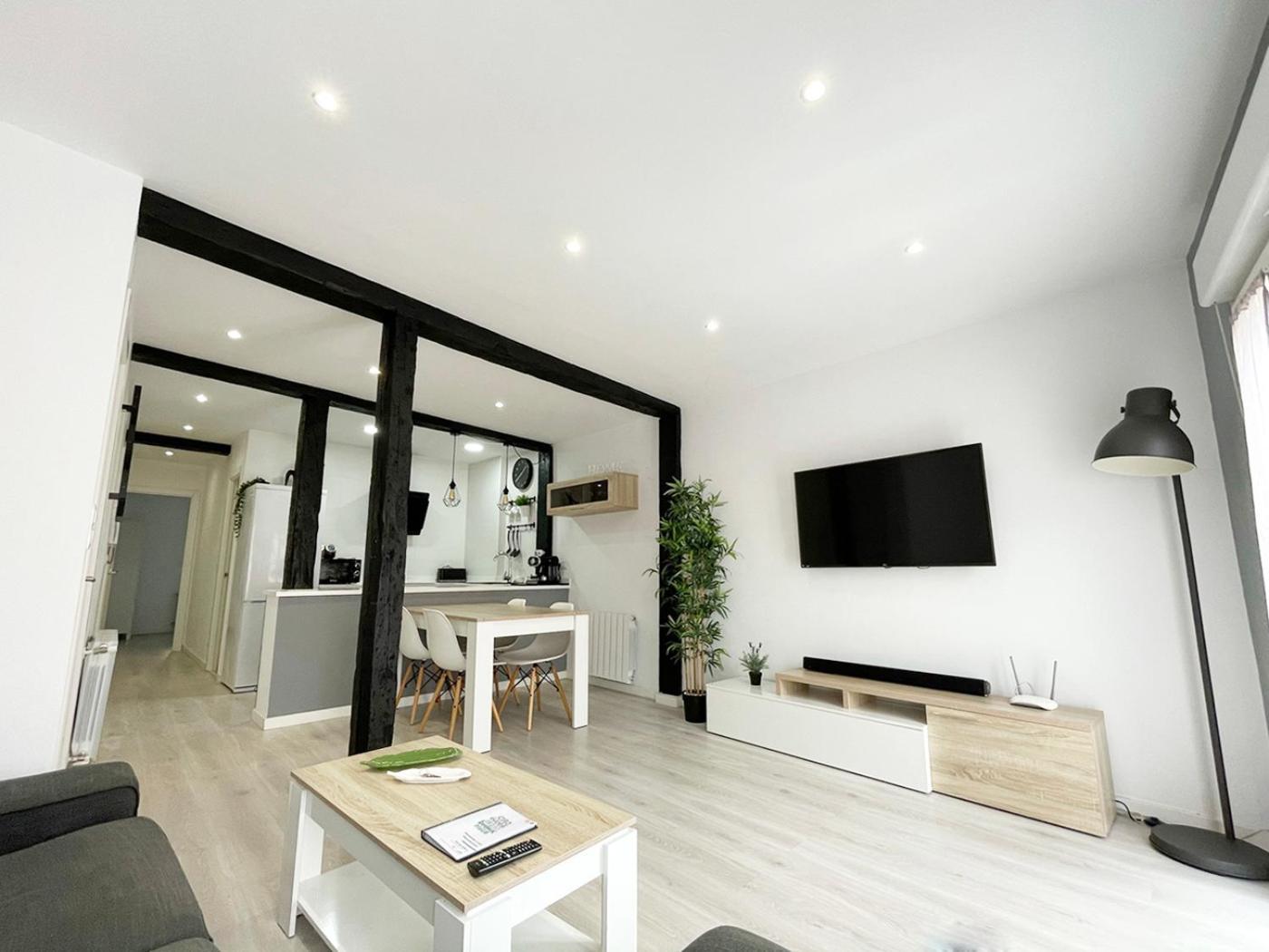 Luminoso Apartamento En Pleno Centro De Santander Luaran gambar